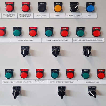 Étiquette télémécanique gravure laser sur gravoply 1 ligne