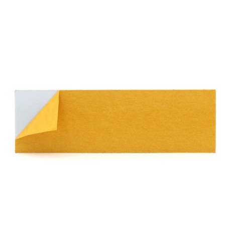 Étiquette gravure laser sur gravoply QR code