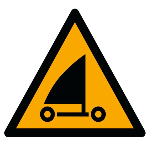 Pratique du char à voile ISO 7010 – Panneau de danger mécanique / loisir