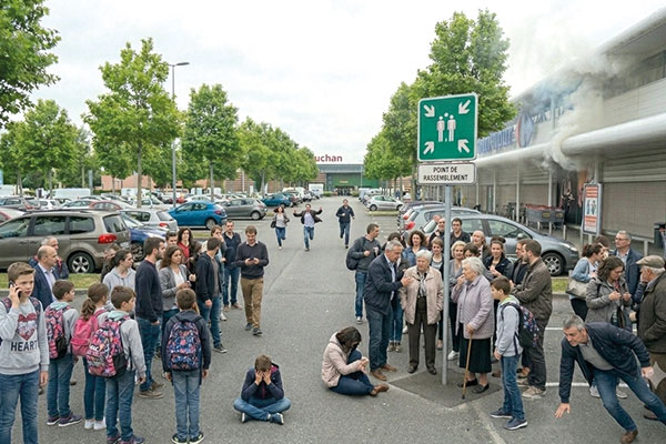 Panneau point de rassemblement ISO 7010 E007