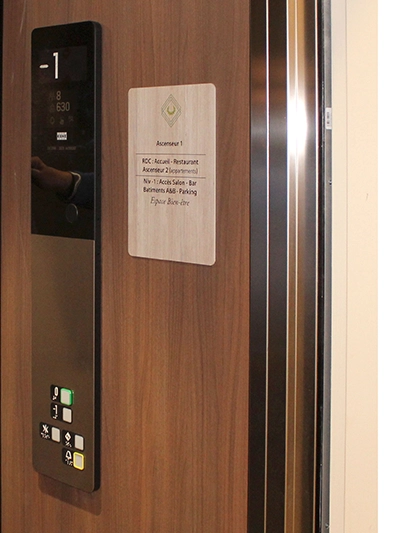 signaletique intérieure ascenseur en résidence