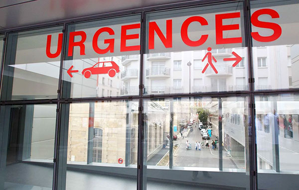 signalétique hôpital extérieur urgences